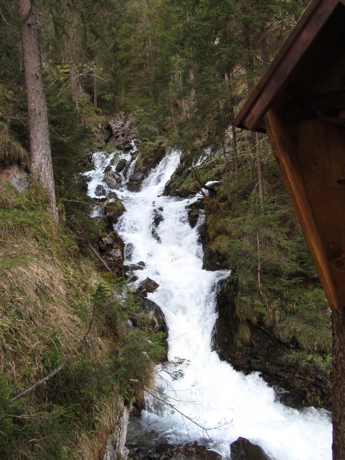 Gasthof Sonne Haeselgehr Bagian luar foto